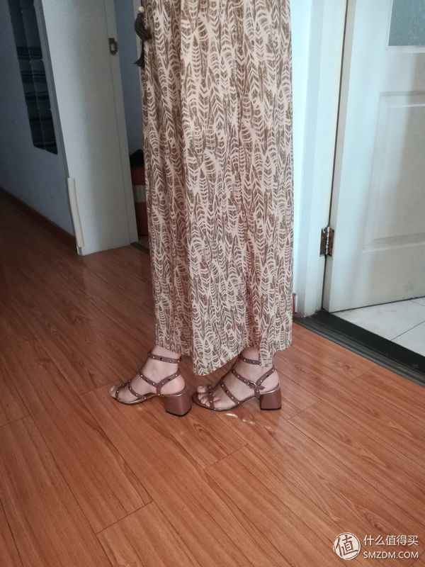 一大波LD的女士凉鞋来袭-菲拉格慕、RED VALENTINO、EP