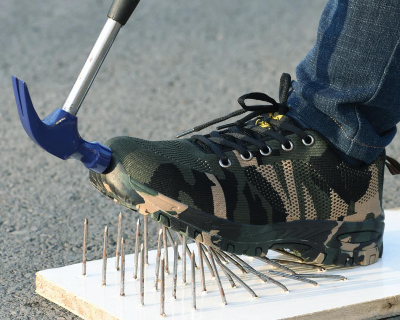 难以置信!中国”解放鞋“畅销海外，引领潮流，国人却偏偏不喜欢