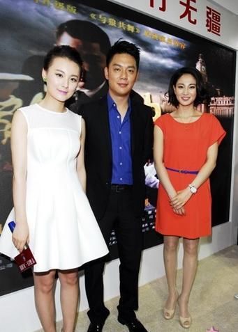 侯梦莎的时尚搭配，端庄秀雅，率性干练，明净清澈，满满的少女心