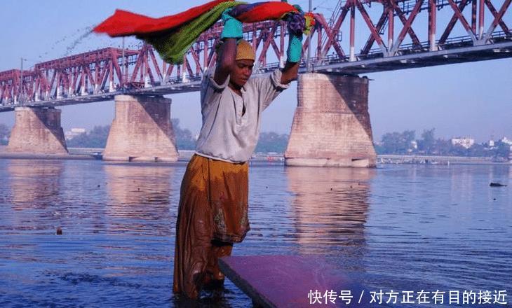 比印度恒河还“毒”的河:河内连鱼都无法生存,当地人却用来煮饭