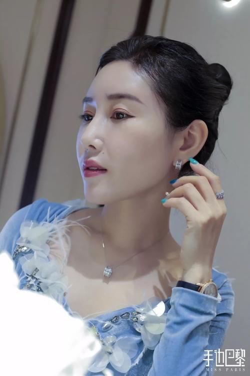 杨幂的“扶摇妆”比白浅好看一万倍,怪不得阮经天对她摸脸杀!