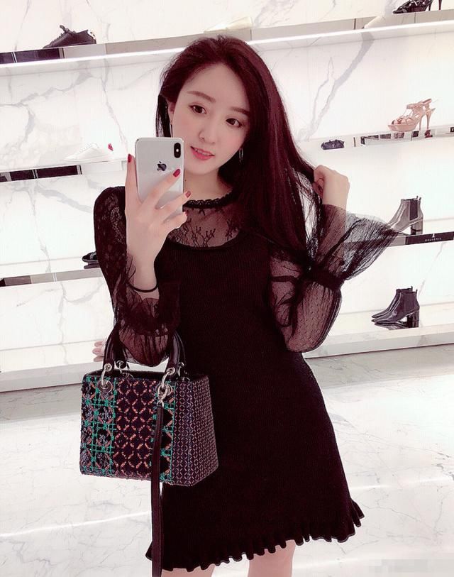 周杰伦出轨造成女生怀孕 女主辟谣颜值意外比昆凌高