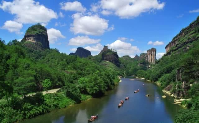 亚洲最大的石头,千年至今不起名字,如今成了中国5A级景区!