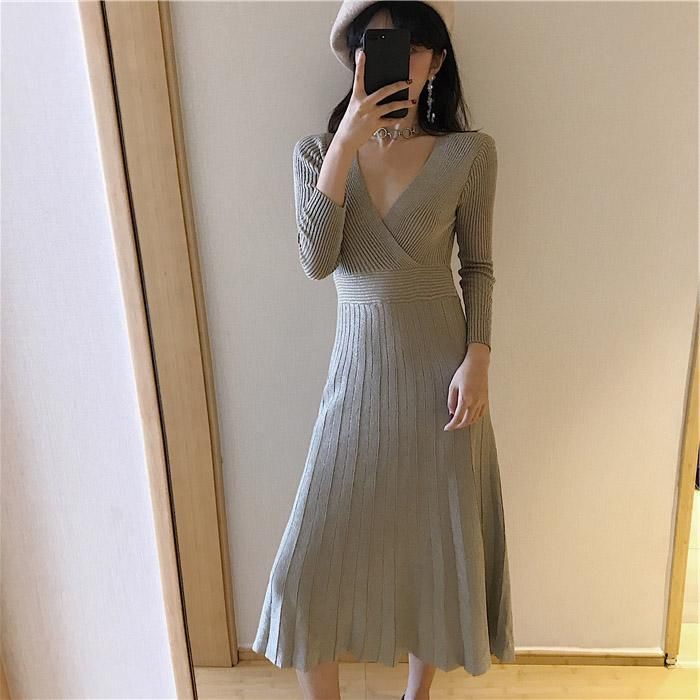 洋气女人都在穿这样的秋季女裙了,搭配高跟鞋也是超级美呢