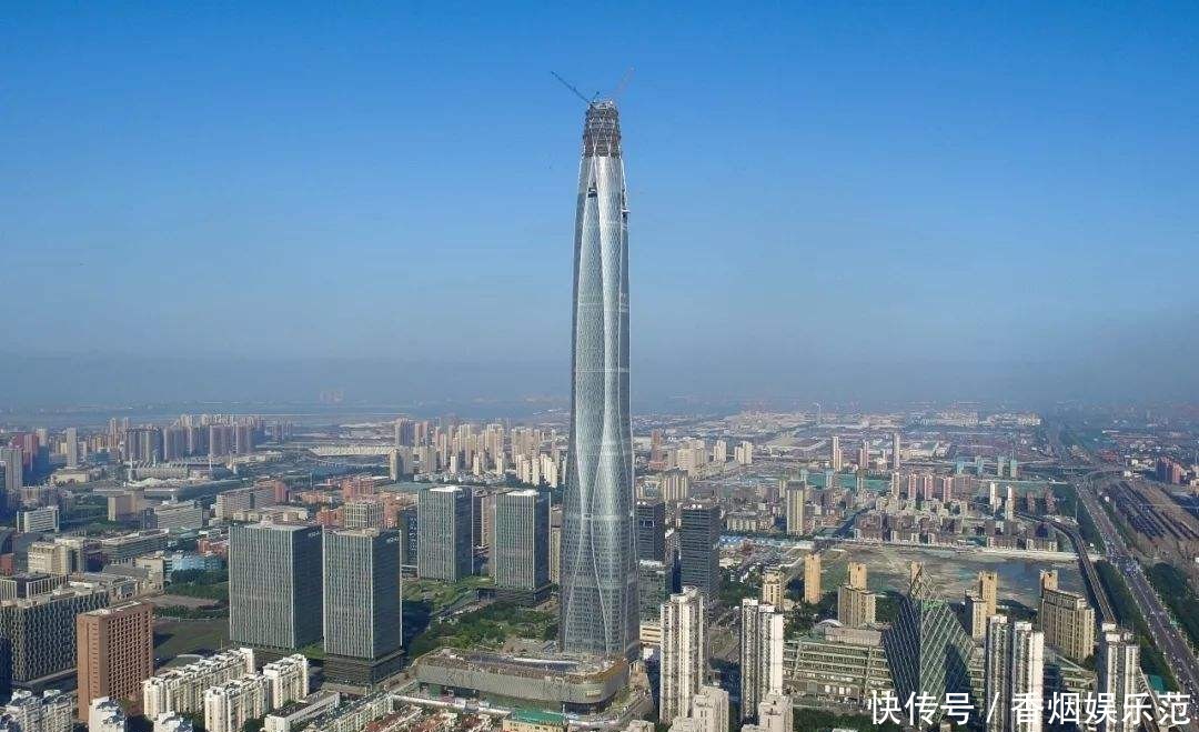 中国十大最高建筑排行榜，排名第一的是谁？是在哪座城市呢？