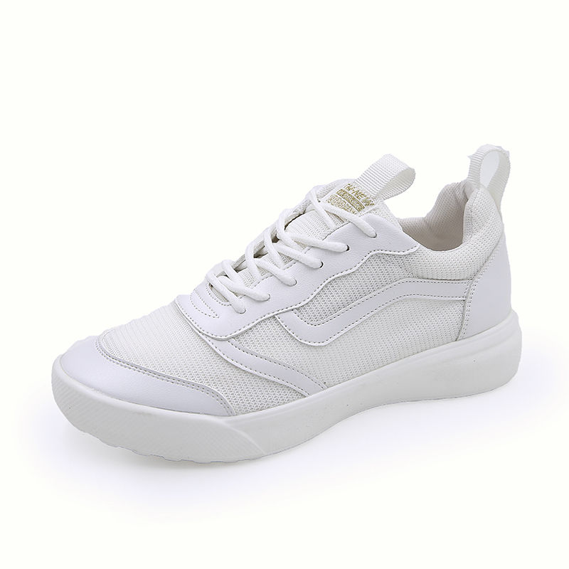 姐姐你穿的鞋落伍了!夏季最流行的小白鞋，有魅力超年轻