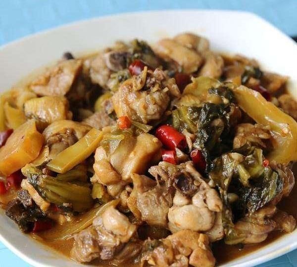  『少许』美食看点：白菜炒豆腐，酸菜鸡，炒肝尖的做法