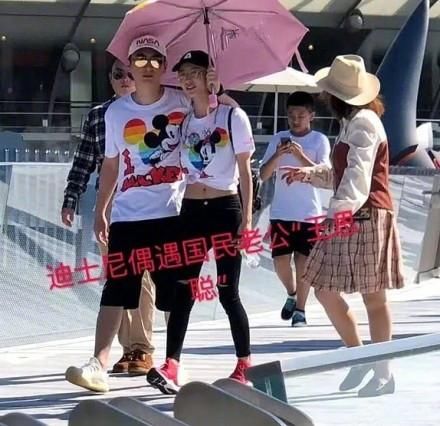 王思聪绯闻女友晒旧照疑回应整容传闻:矫什么情,作什么死!