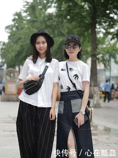  『小巧』街拍小姐姐身材小巧精致，吊带裙搭配高跟鞋，背影小鸟依人