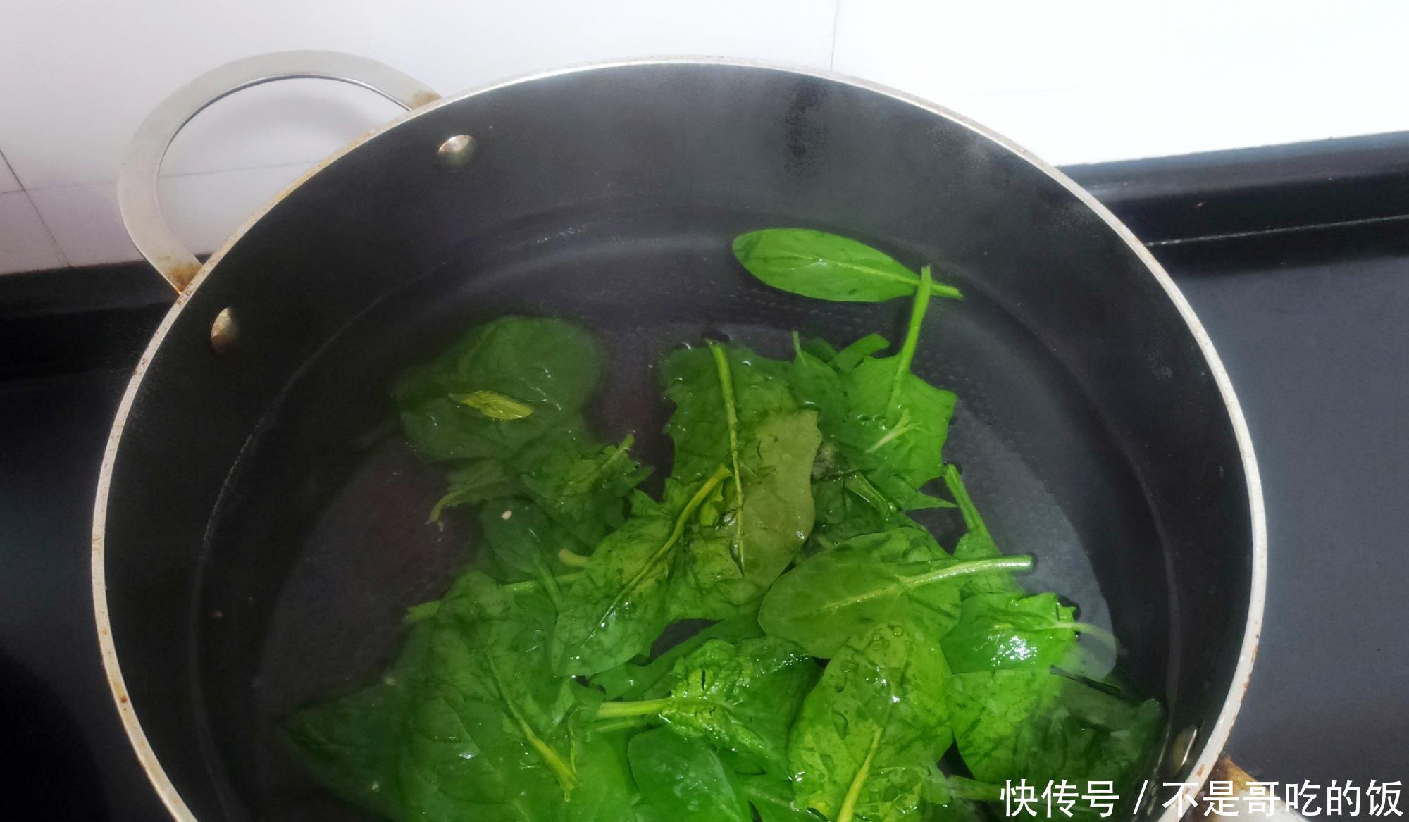 「软嫩」遇上这菜,我准买3斤,加点面粉搅一搅,软嫩清香,早上吃最好!