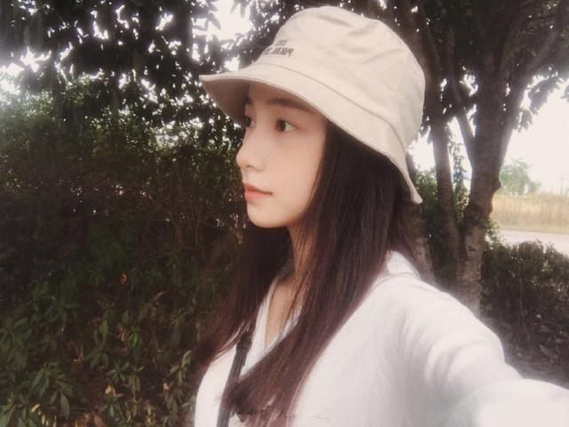 明玉私下里聚会海兰察，大嘴猴夫妇配一脸!