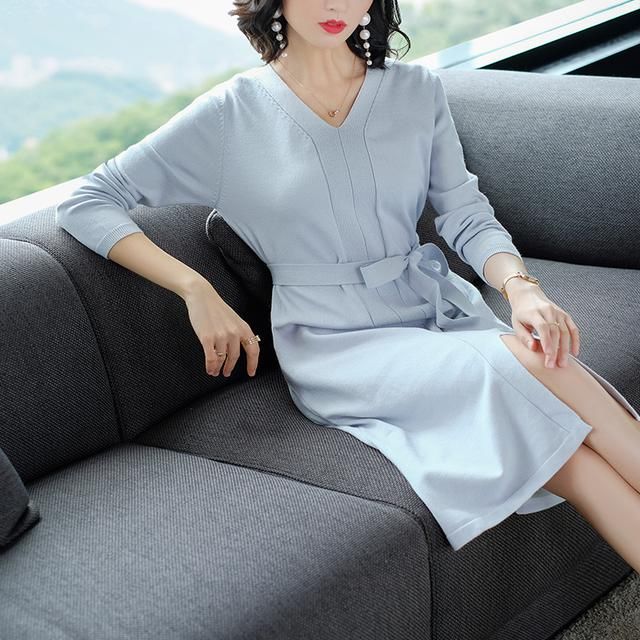 这“赫本”秋裙，竟比旗袍洋气，比真丝高贵，一辈子有一件就够了