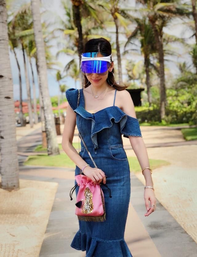 林志颖老婆陈若仪，紧身裙穿出S型好身材，臀部位置看得双眼发光