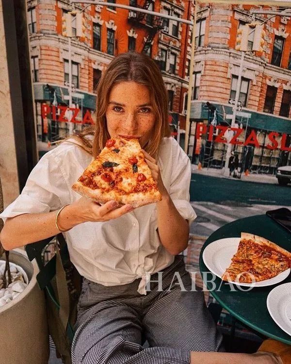 奇怪| 满脸雀斑的她从不磨皮，但是拍出来却比蛇精脸还好看