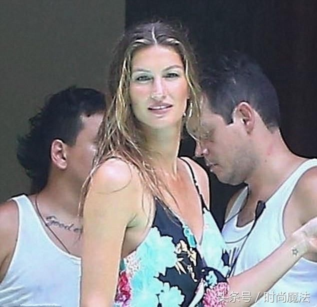 吉赛尔邦辰在38岁生日前在哥斯达黎加拍摄的照片中湿透了