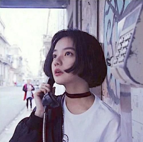 『短发』怎样判断你的脸型适合长发还是短发,根据脸型选对发型,快来看