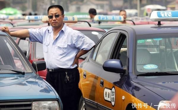 「领导」工作中,发现领导有这三种行动,要多加警惕