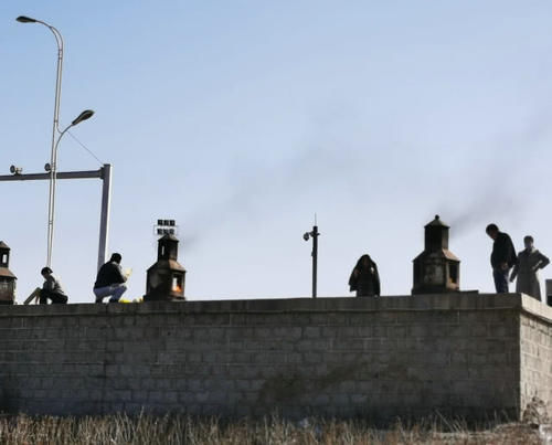  「清明节」清明不让纸灰飞，河北这座城动真格了，在街口安了数百“铁家伙”