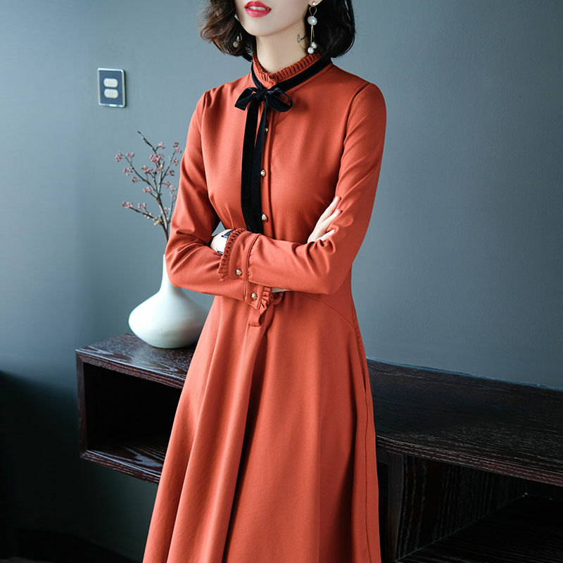 女人胖不等于丑，要会穿才美!刚刚上新的遮肉装，上身瘦到没朋友