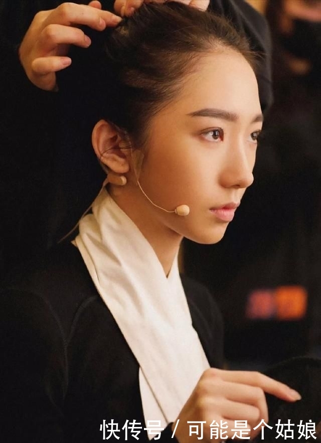  「全网」国风造型太挑人：佟丽娅杨超越惊艳全网，汤唯孟美岐却被骂爆丑