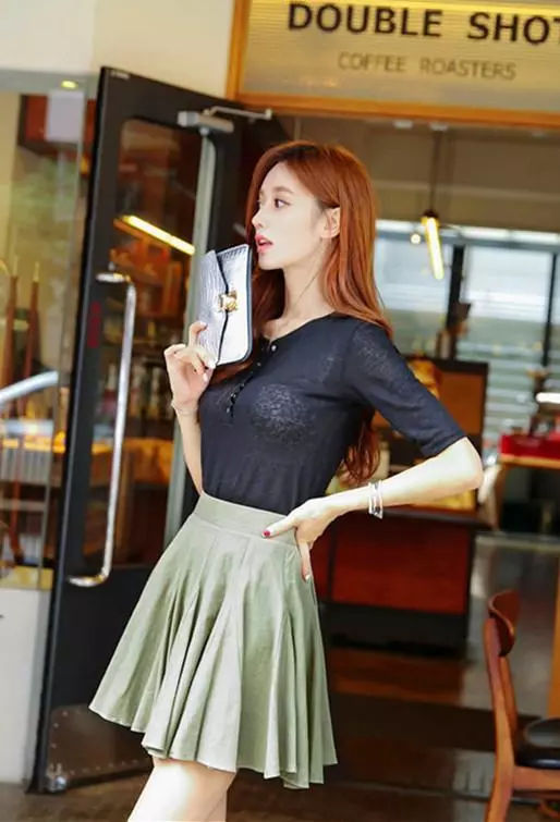 孙允珠俏皮黑纱上衣，若隐若现挑逗你的视觉神经!