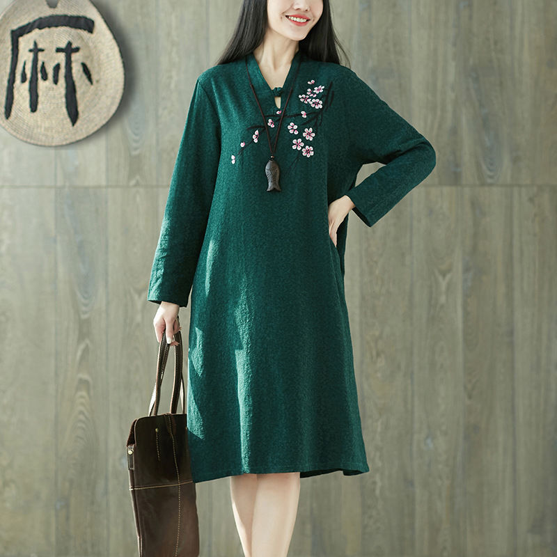 60后妈妈，别穿得太土气!9月刚上架的棉麻装，款款减龄又好看