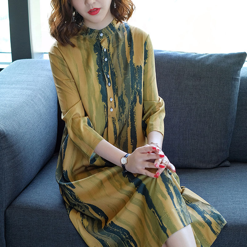 我承认，这“小香风”裙虽小贵，但确实漂亮!建议35-50岁穿