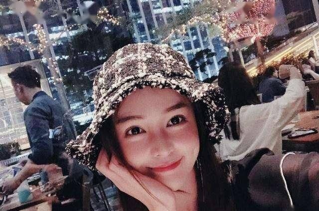 「鲨鱼呦」和平精英主播节目效果排行,不求人只能垫底,她人美声甜情商高