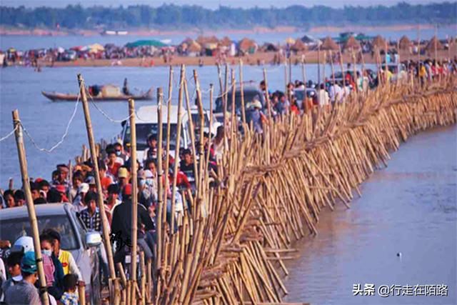 全球最长手工桥：每年3月建9月拆，一天能收200万过桥费