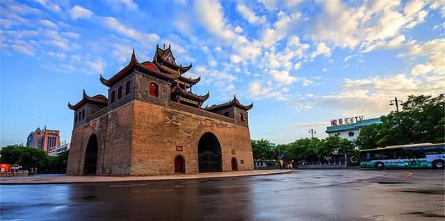  [经济]我国5座首府城市，实力较量，你认为哪座最具有发展潜力呢？
