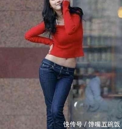  气质|身材高挑气质靓丽的时尚美女，搭配小背心，不一样的气质美感