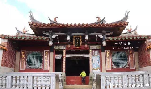 真正的历史古城，一条路上的古籍都要赶上故宫了