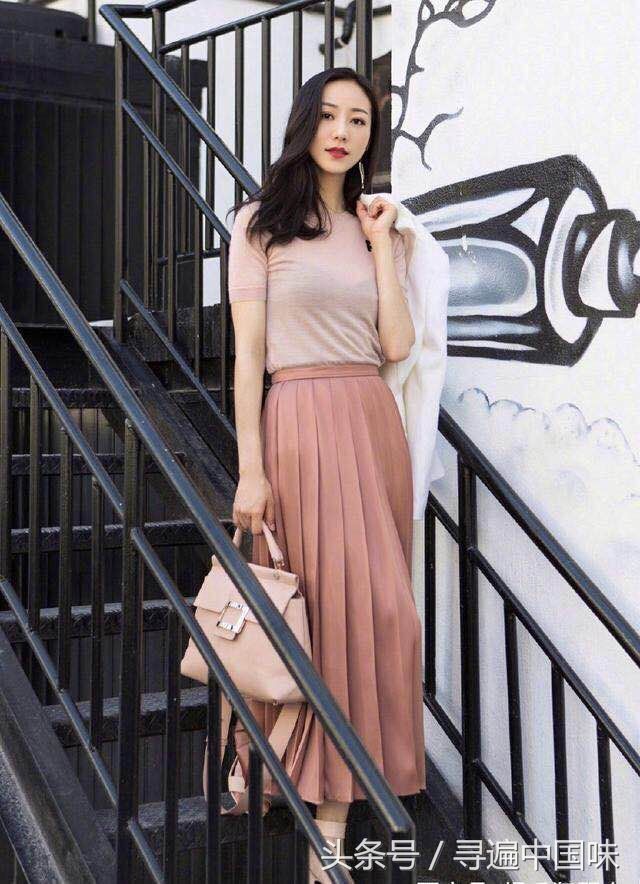 韩雪终于露出小蛮腰了,网友:早就该这么穿了!