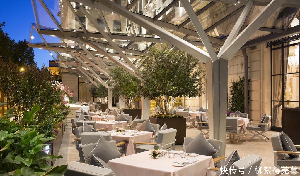 被评为“住户至爱”的法国巴黎酒店,到底长什么样