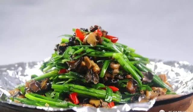 『苋菜』昨晚春风吹庭院，又是一年苋菜上菜的季节了