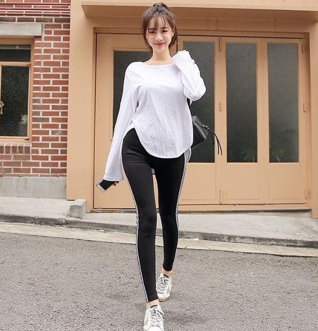 冰晶玉洁的紧身衣美女，身段柔美娇俏，最后一位眼睛真迷人