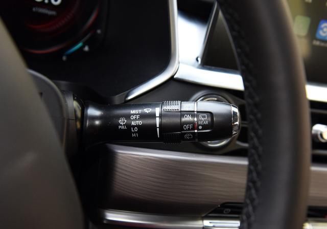  汽车：冷门汽车小知识，座椅要不要加座套、油箱位置怎么看