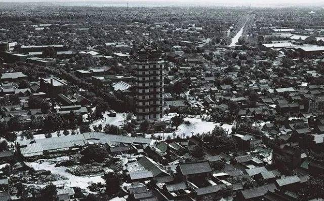 中国下辖15个副省级城市，为何没有长沙和郑州两个省会？