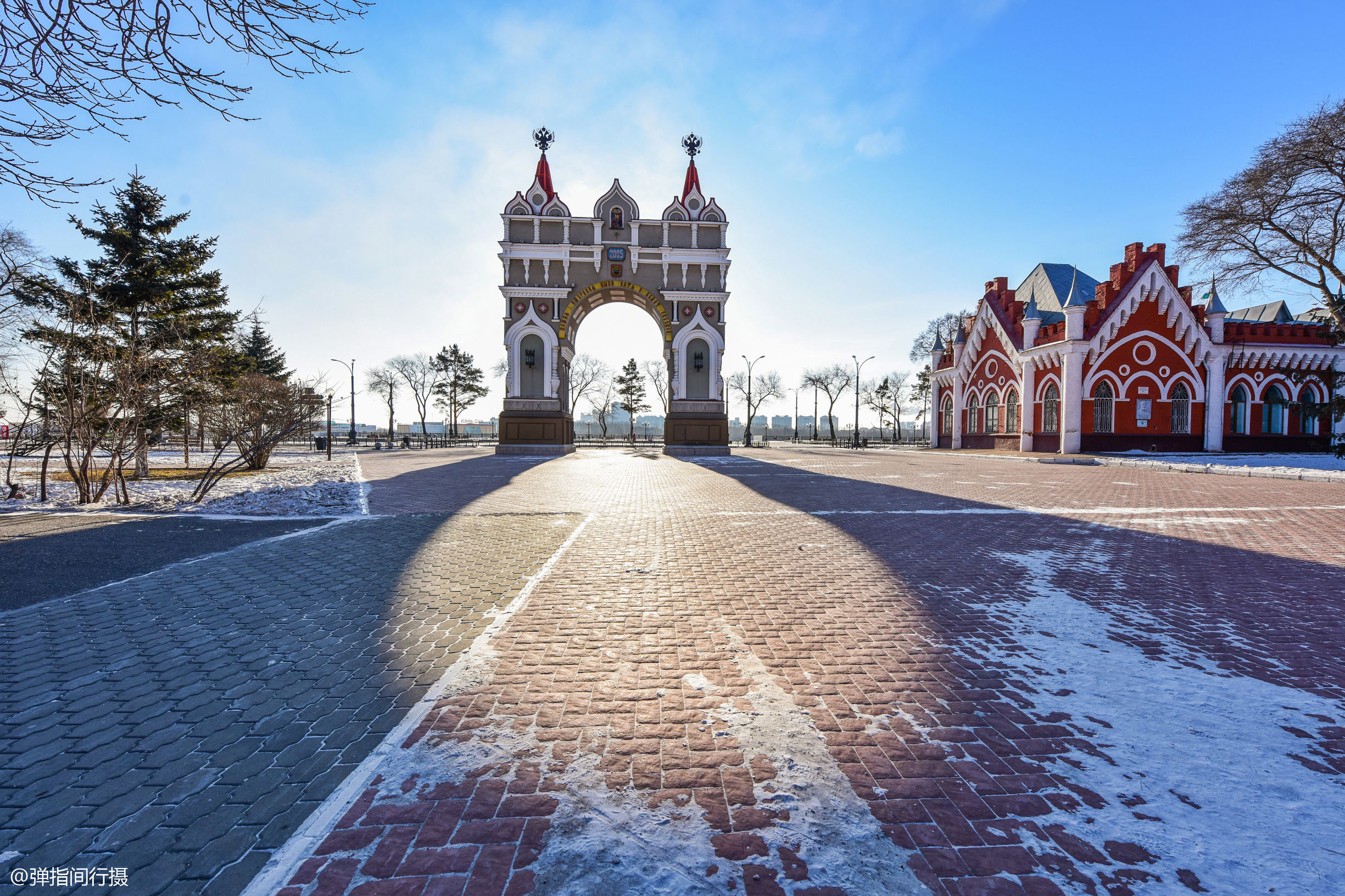 俄罗斯这座城市曾是中国土地,如今城市发展像