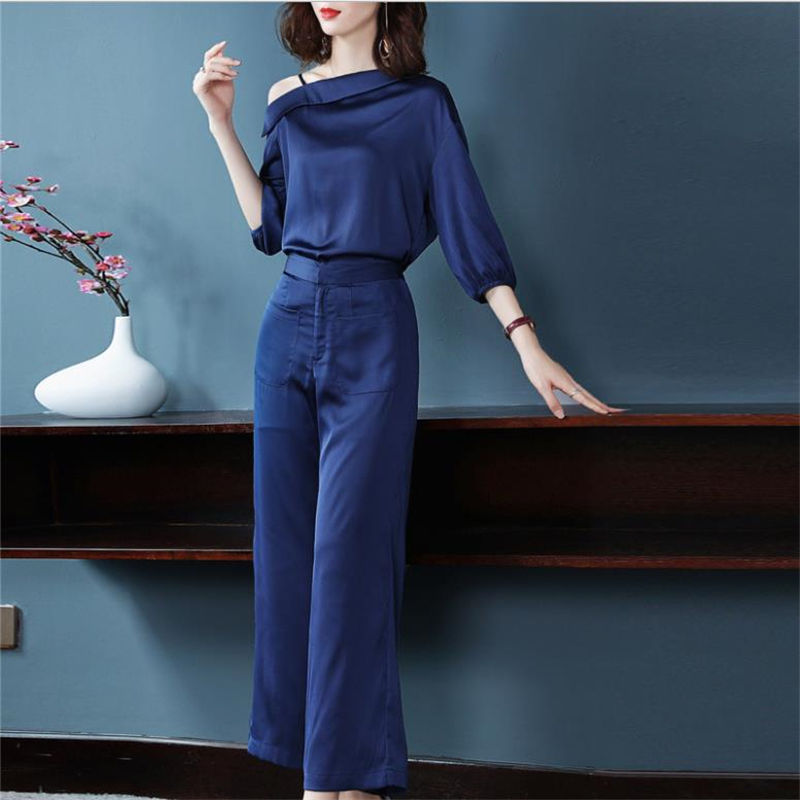 牛仔裤已经out了!如今时髦女人都在穿“裙裤”，简直美憾凡尘