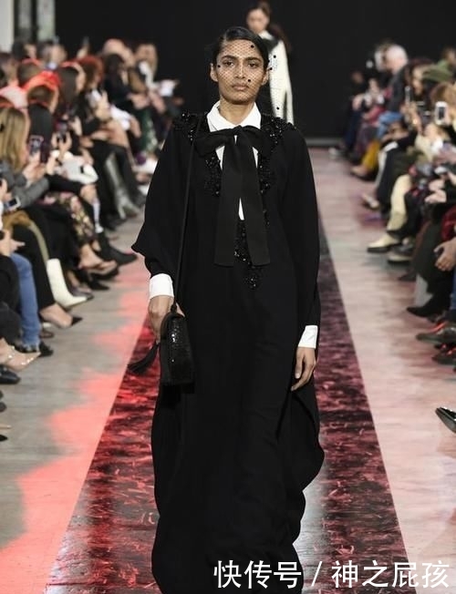 【蝴蝶结】Elie Saab 2020年秋冬系列 清新波点时尚穿出最美高级感