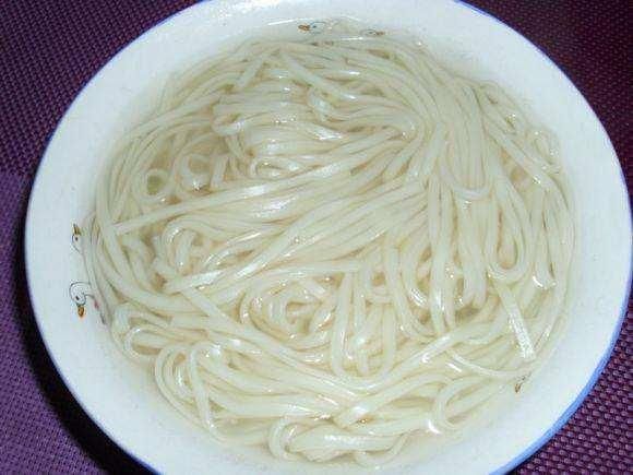 这样的景区，连青菜都吃不起