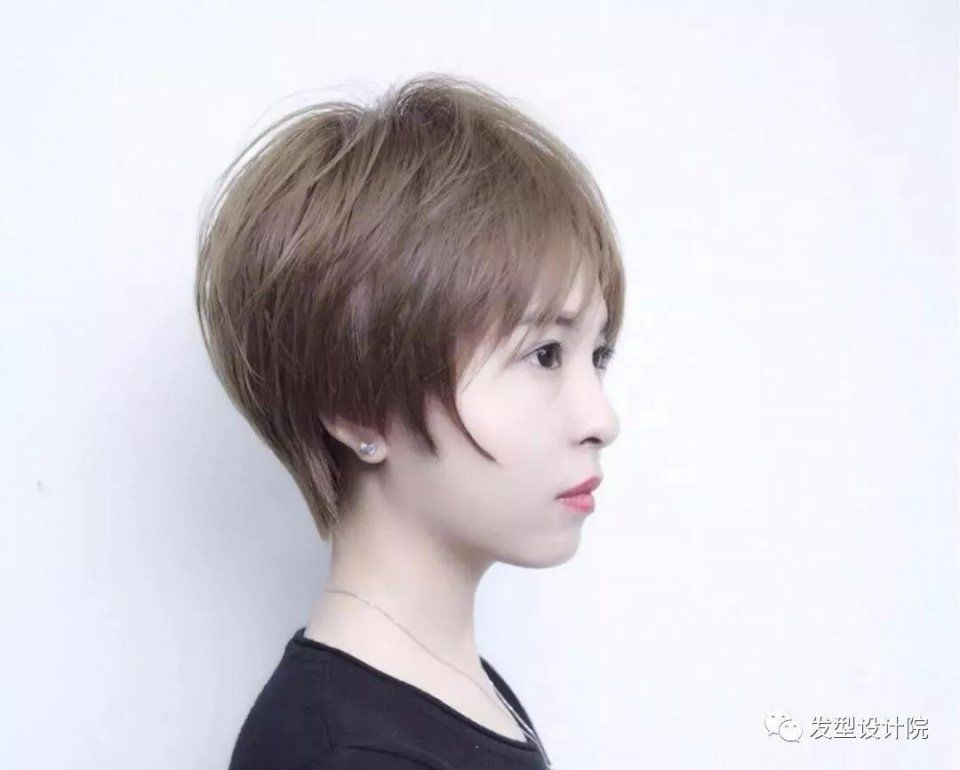 2018流行“高颜值”短发，不知不觉美10倍!