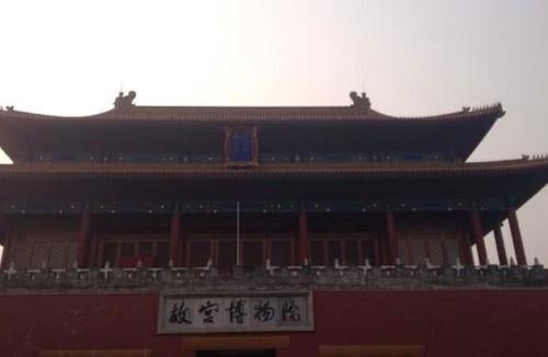 为什么故宫清晨开门时，工作人员先大喊三声？答案你可能没想到