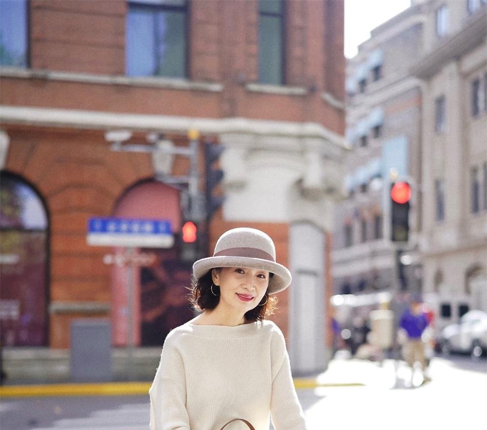 服老■奔五的女人要“服老”,学三木妈妈的优雅穿搭,老了也是一枝花!