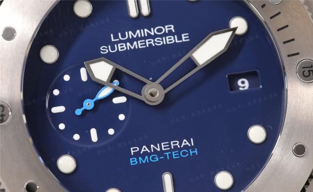  [评测]金属玻璃配上那一抹蓝，VS沛纳海PAM00692腕表评测