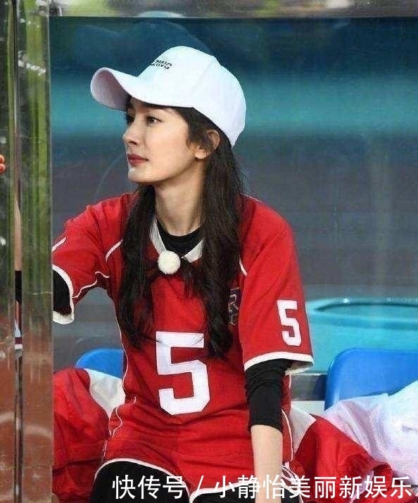 「古代足球」今年夏天“足球衣”火了,柳岩,杨幂出街都穿它!时髦性感还凉快