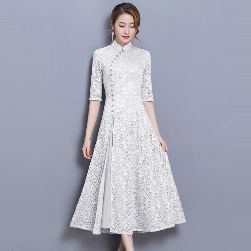 女人45岁别服老,穿这12款旗袍,年轻20岁不止,女人味十足