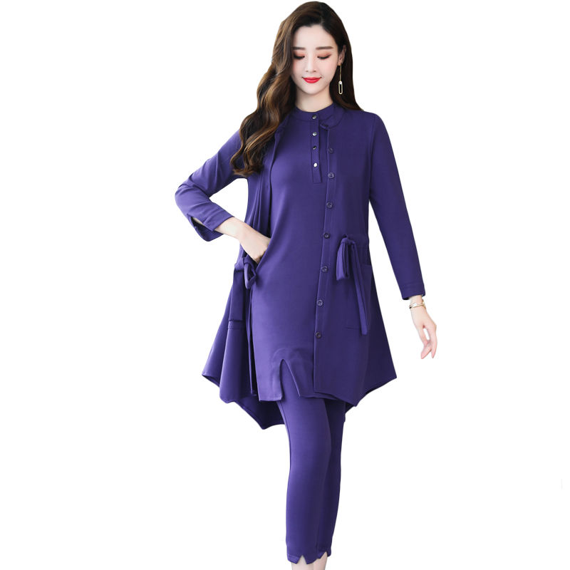 别再傻傻穿裙子了，时髦精现在都这样穿，显瘦显高显腿长，美疯了