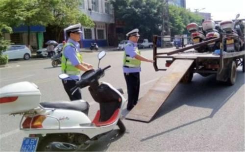  【电动车】电动车全新替代品亮相，不限行不耗电，8元能跑上百公